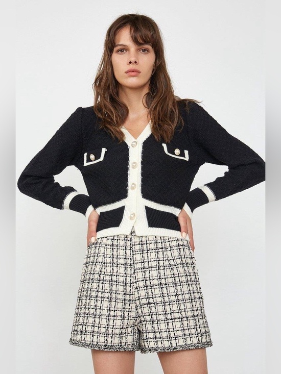 J.ING Sweaters - J.ING Black White Contrast Trim Boucle Knit Pearl Button Cardigan Sweater